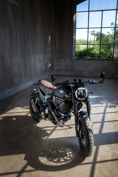 Ducati-Scrambler-Nightshift-Emerald-Green-2026-24