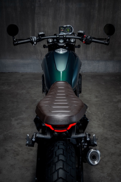 Ducati-Scrambler-Nightshift-Emerald-Green-2026-9