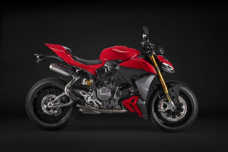 Ducati-Streetfighter-V2S-2025-14