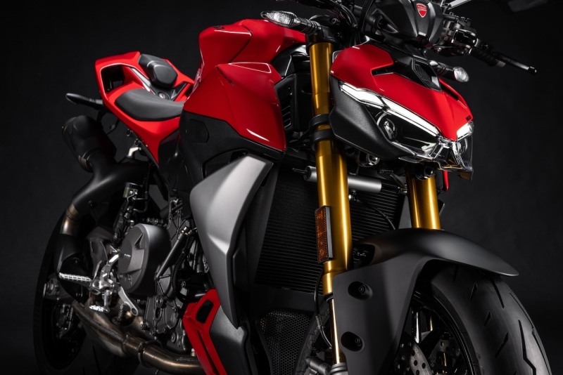 Ducati-Streetfighter-V2S-2025-3