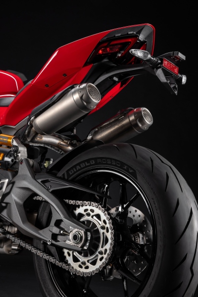 Ducati-Streetfighter-V2S-2025-9