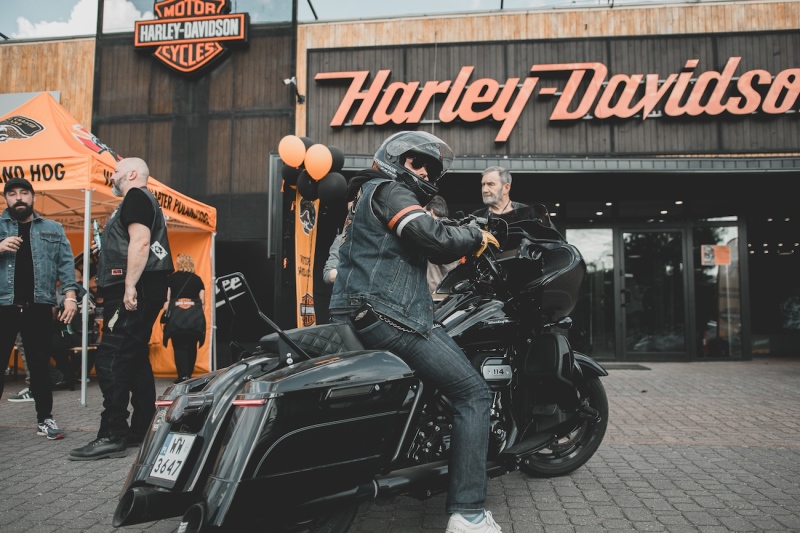 Harley-Davidson-Defender-otwarcie-Warszawa-CNR75263-fot-Michal-Farbiszewski