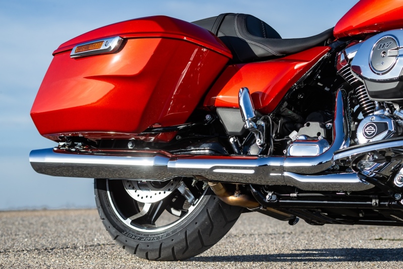 Harley-Davidson-HD_StreetGlide_WhiskeyFire_2024_039