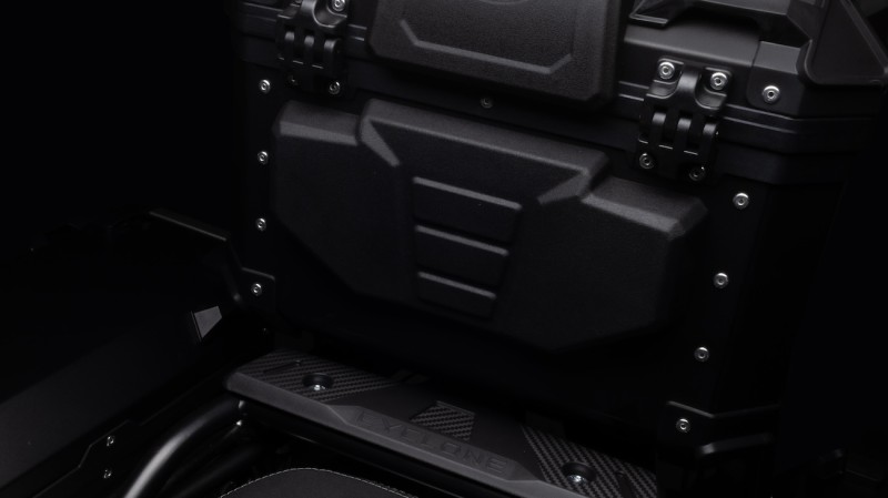 junak-rx-600-2025-studio-12