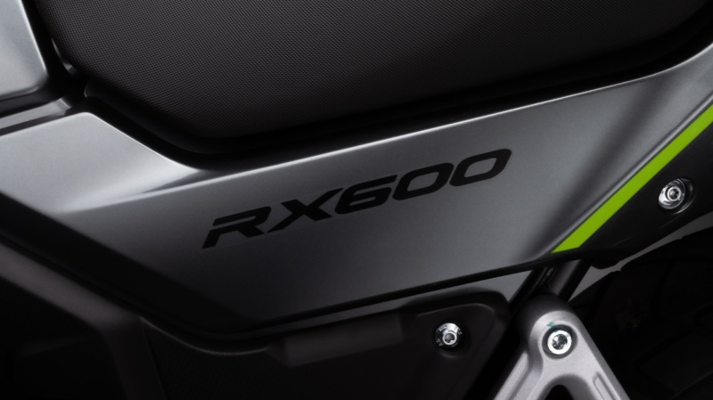 junak-rx-600-2025-studio-16