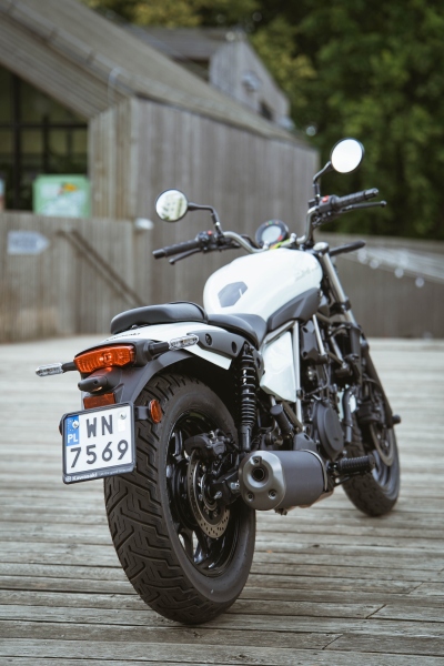 Kawasaki-Eliminator-500-2025-fot-Michal-Farbiszewski-3