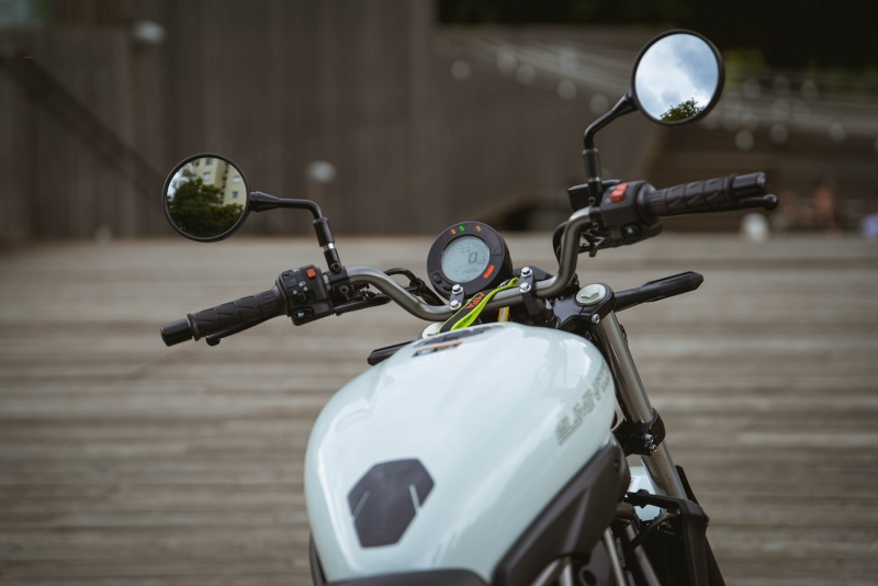 Kawasaki-Eliminator-500-2025-fot-Michal-Farbiszewski-4