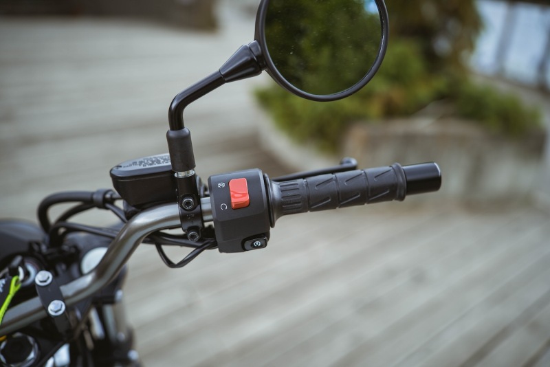 Kawasaki-Eliminator-500-2025-fot-Michal-Farbiszewski-9