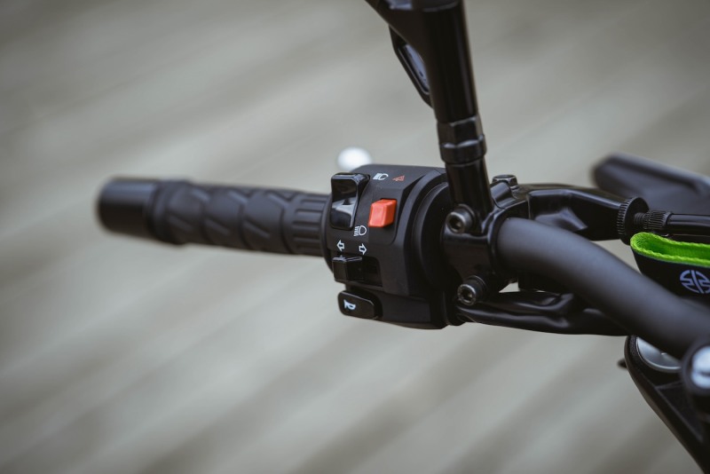 Kawasaki-Z500-2025-fot-Michal-Farbiszewski-10