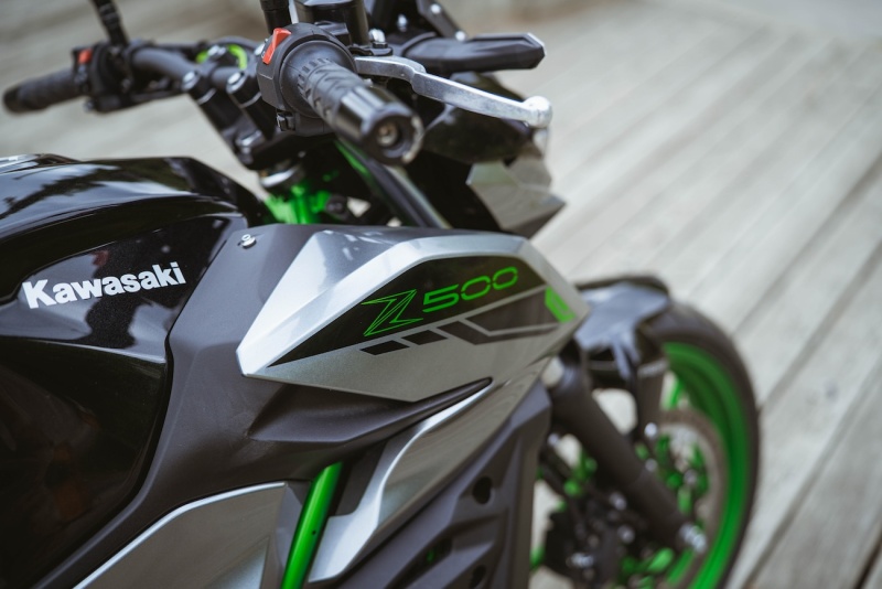 Kawasaki-Z500-2025-fot-Michal-Farbiszewski-7