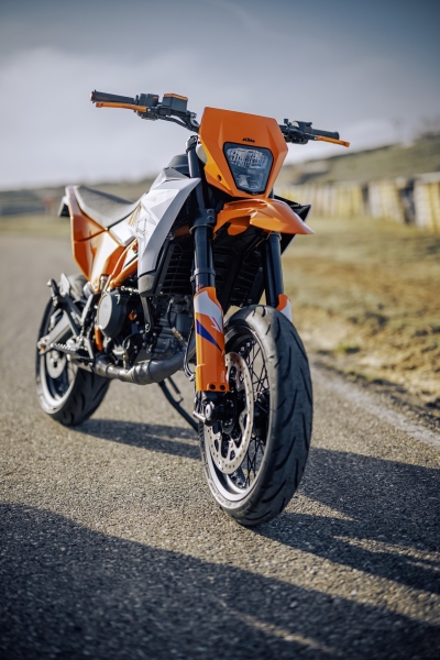 KTM 390 SMC-R