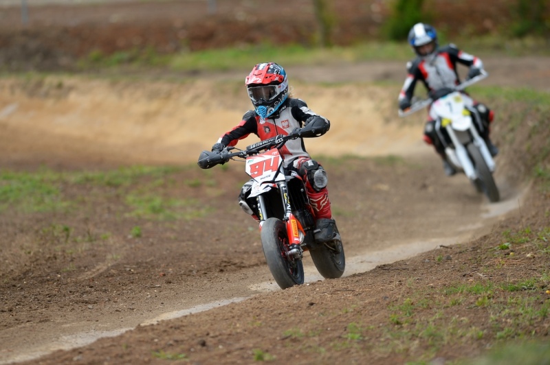 mistrzostwa-europy-me-supermoto-2025-wegry-szombat_153