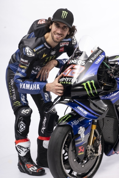 Rins-Alex-Monster-Energy-Yamaha-MotoGP-2025-prezentacja-3