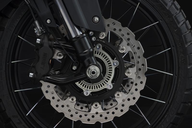 Morbidelli-R1002VX-studio-4