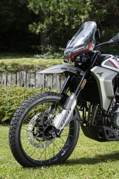 Moto-Morini-Alltrhike-2026-10