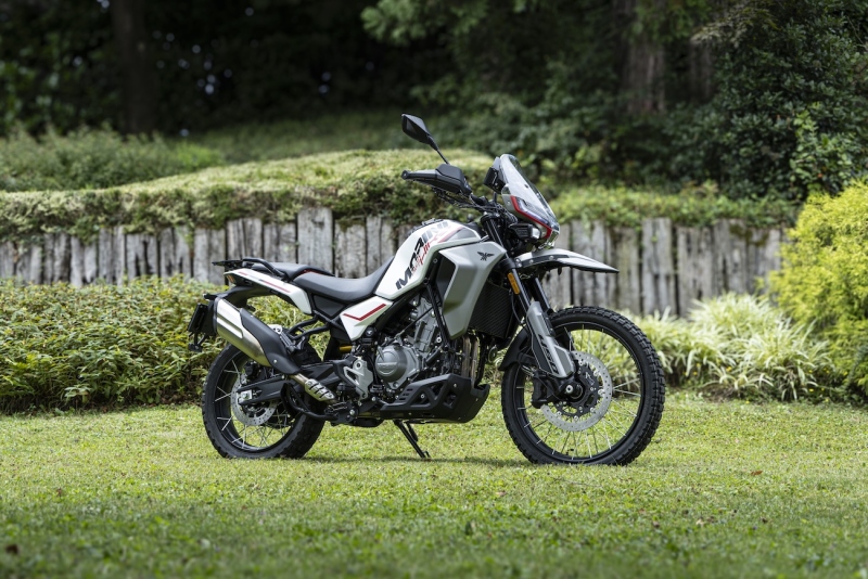 Moto-Morini-Alltrhike-2026-28