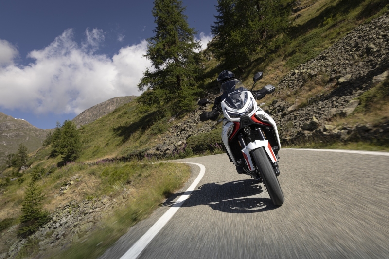 Moto-Morini-X-Cape-1200-akcja-14