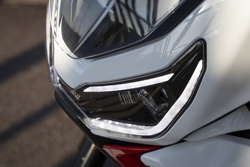 Moto-Morini-X-Cape-1200-detale-14