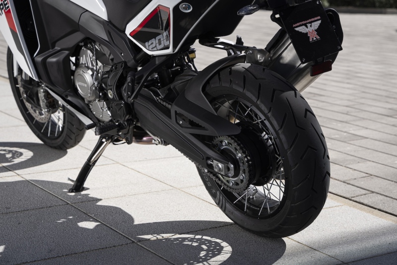 Moto-Morini-X-Cape-1200-detale-26