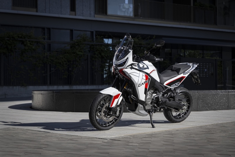 Moto-Morini-X-Cape-1200-detale-29