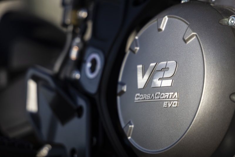 Moto-Morini-X-Cape-1200-detale-7