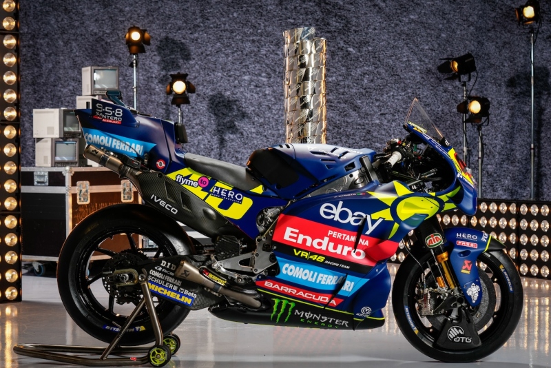 motogp-silverstone-gp-wielkiej-brytanii-2024-specjalne-malowanie-ducati-vr46-bezzecchi-di-giannantonio-1