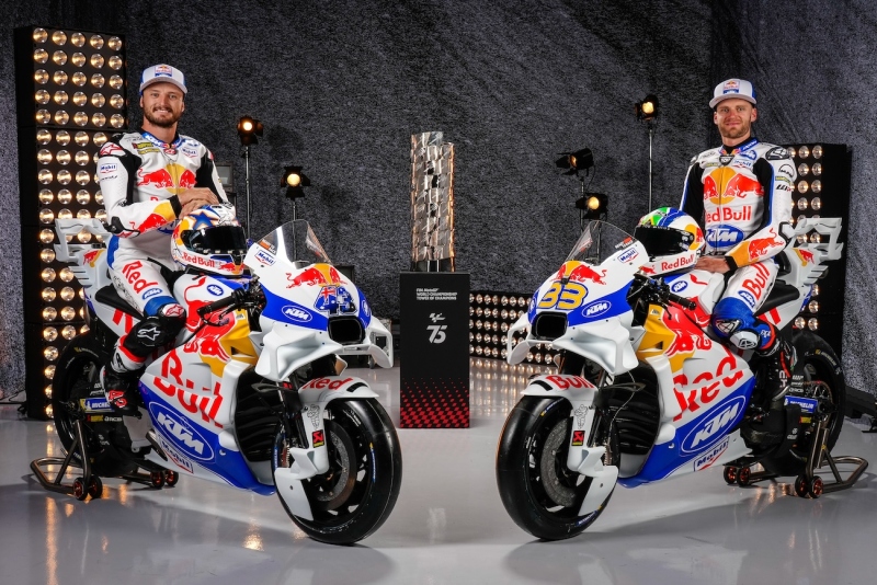 motogp-silverstone-gp-wielkiej-brytanii-2024-specjalne-malowanie-ktm-red-bull-binder-miller-2