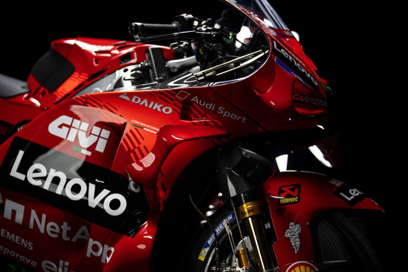 Ducati-Desmosedici-GP24-MotoGP-Bagnaia-Bastianini-prezentacja-2024-12