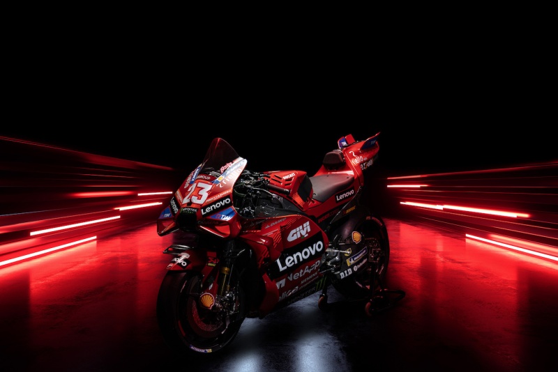 Ducati-Desmosedici-GP24-MotoGP-Bagnaia-Bastianini-prezentacja-2024-25
