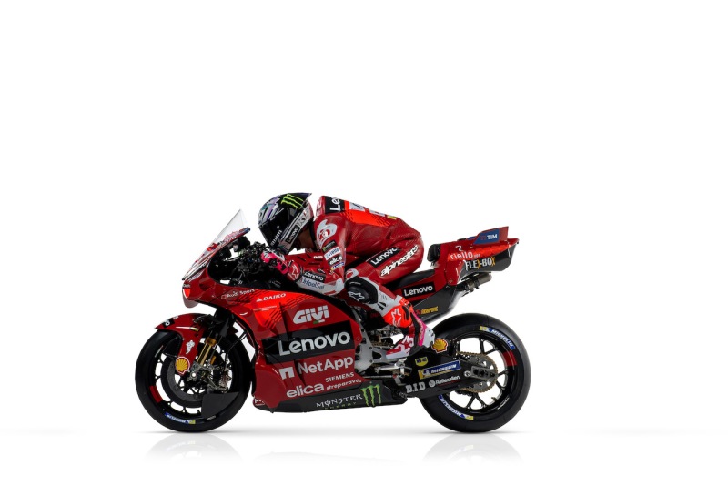 Enea-Bastianini-prezentacja-Ducati-MotoGP-2024-1