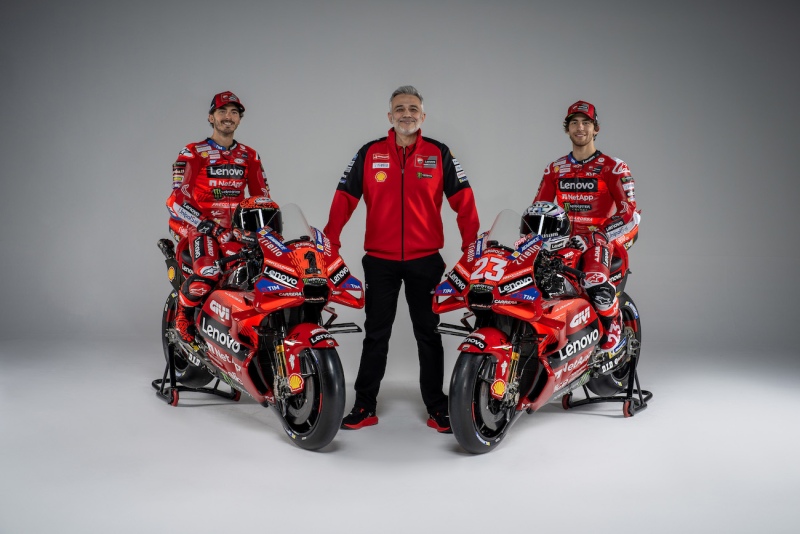 Pecco-Bagnaia-i-Enea-Bastianini-prezentacja-Ducati-MotoGP-2024-3