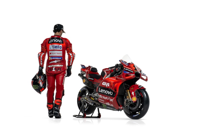 Pecco-Bagnaia-prezentacja-Ducati-MotoGP-2024-14