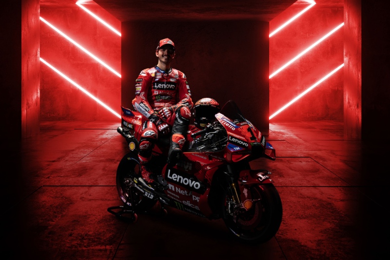Pecco-Bagnaia-prezentacja-Ducati-MotoGP-2024-15