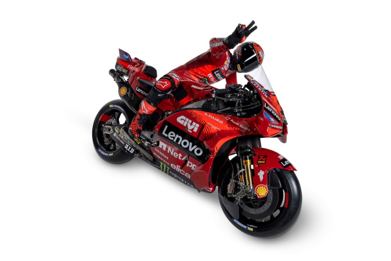 Pecco-Bagnaia-prezentacja-Ducati-MotoGP-2024-17
