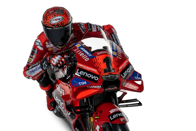 Pecco-Bagnaia-prezentacja-Ducati-MotoGP-2024-8