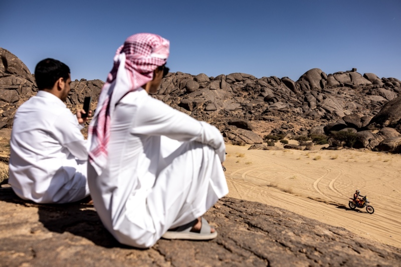 Luciano Benavides (ARG) for Red Bull KTM Factory Racing is seen at the stage 1 of Rally Dakar 2025 in Bisha, Saudi Arabia on January 04, 2025. // Kin Marcin / Red Bull Content Pool // SI202501040255 // Usage for editorial use only //