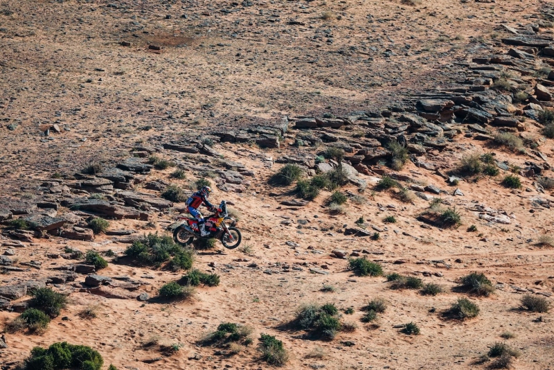 Edgar Canet, on his KTM of the Bas World KTM Racing Team during the Stage 4 of the Dakar 2025 on January 8, 2025 between Al Henakiyah and Al Ula, Saudi Arabia // DPPI / Red Bull Content Pool // SI202501080713 // Usage for editorial use only //