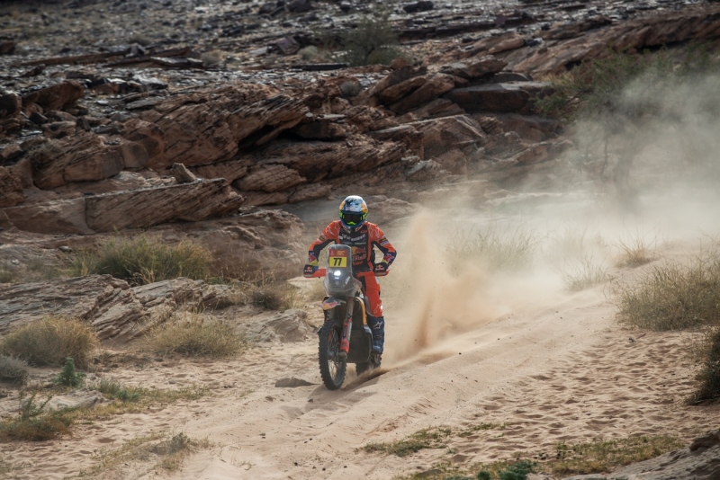 Luciano Benavides (ARG) for Red Bull KTM Factory Racing races during Stage 5 of the Rally Dakar 2025 from Al Ula to Hail, Saudi Arabia on January 9, 2025. // Flavien Duhamel / Red Bull Content Pool // SI202501090502 // Usage for editorial use only //