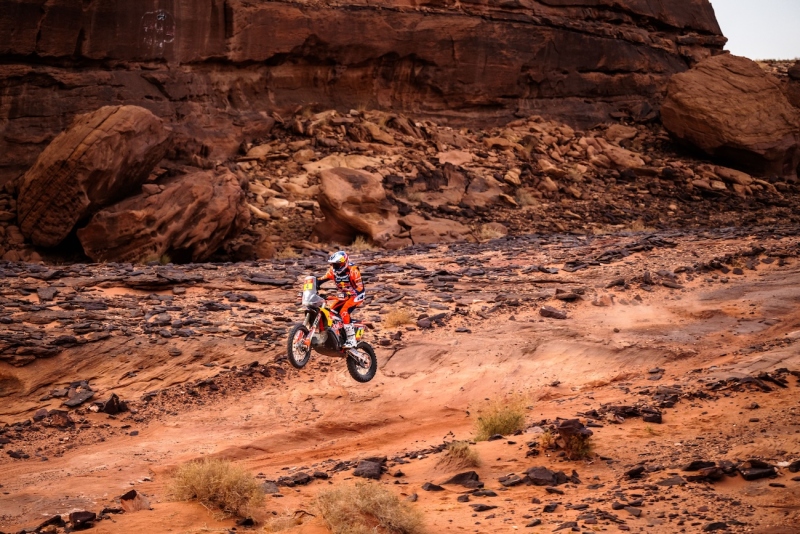 Rajd-Dakar-Rally-2025-Benavides-Canet-Sanders-Red-Bull-fot-KTM-23