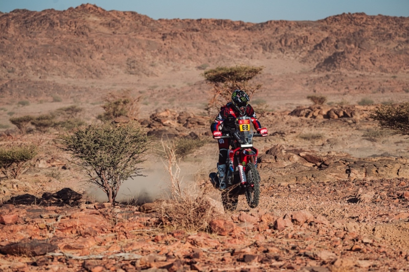 Rajd-Dakar-Rally-2025-Howes-Beveren-Buhler-Branch-Quintanilla-Brabec-Cornejo-HRC-Honda-Hero-fot-Monster-Energy-110