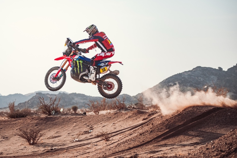 Rajd-Dakar-Rally-2025-Howes-Beveren-Buhler-Branch-Quintanilla-Brabec-Cornejo-HRC-Honda-Hero-fot-Monster-Energy-27