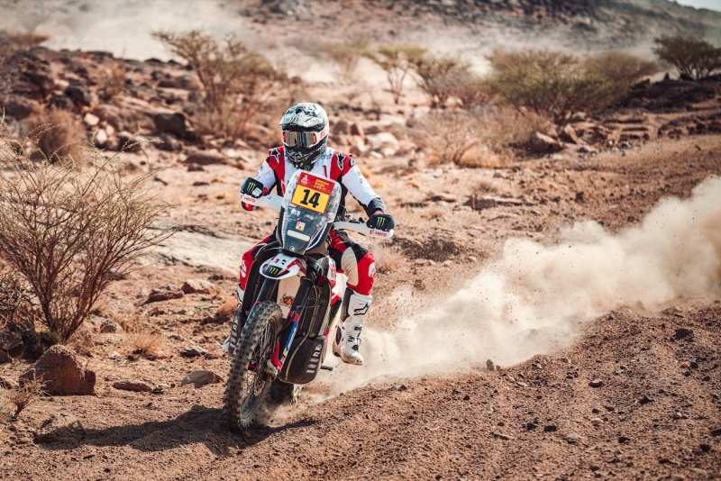 Rajd-Dakar-Rally-2025-Howes-Beveren-Buhler-Branch-Quintanilla-Brabec-Cornejo-HRC-Honda-Hero-fot-Monster-Energy-41