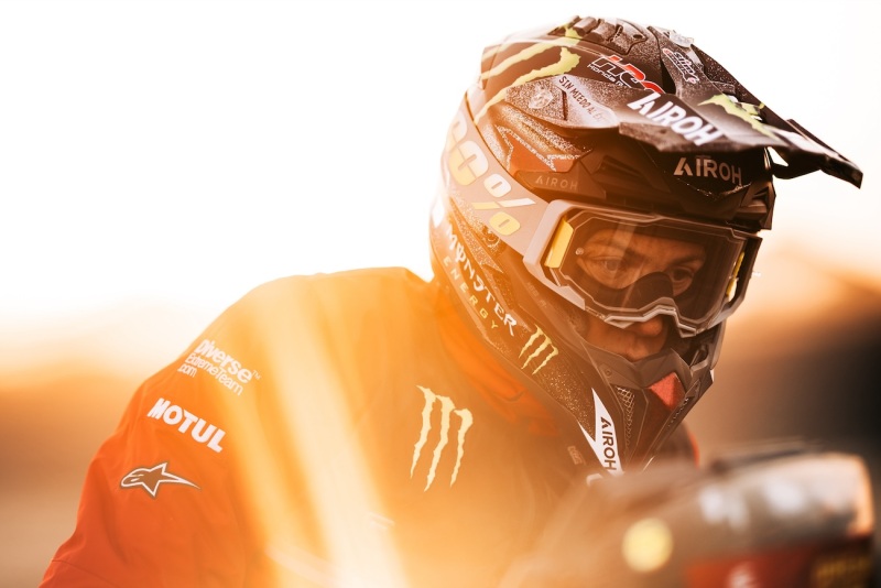 Rajd-Dakar-Rally-2025-Howes-Beveren-Buhler-Branch-Quintanilla-Brabec-Cornejo-HRC-Honda-Hero-fot-Monster-Energy-5