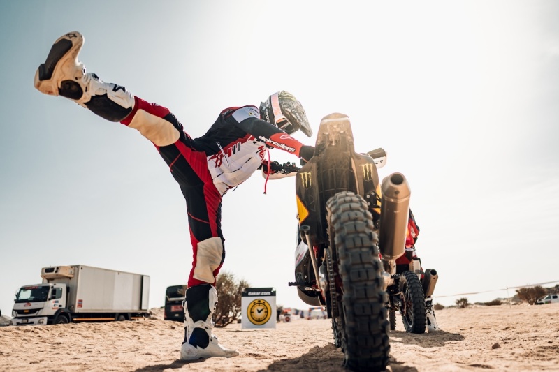 Rajd-Dakar-Rally-2025-Howes-Beveren-Buhler-Branch-Quintanilla-Brabec-Cornejo-HRC-Honda-Hero-fot-Monster-Energy-51