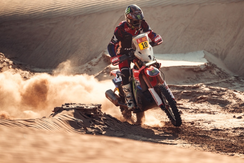 Rajd-Dakar-Rally-2025-Howes-Beveren-Buhler-Branch-Quintanilla-Brabec-Cornejo-HRC-Honda-Hero-fot-Monster-Energy-58