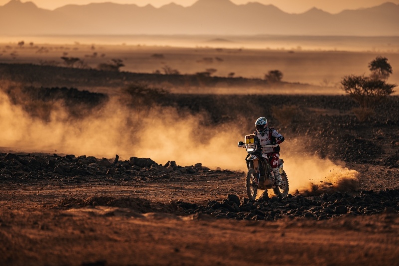 Rajd-Dakar-Rally-2025-Howes-Beveren-Buhler-Branch-Quintanilla-Brabec-Cornejo-HRC-Honda-Hero-fot-Monster-Energy-85