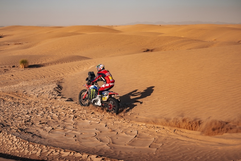 Rajd-Dakar-Rally-2025-Howes-Beveren-Buhler-Branch-Quintanilla-Brabec-Cornejo-HRC-Honda-Hero-fot-Monster-Energy-91