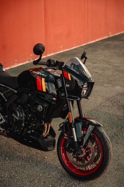 Suzuki-800-TT-T-2025-1