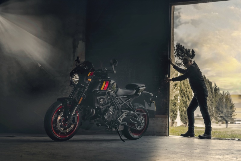 Suzuki-800-TT-T-2025-16