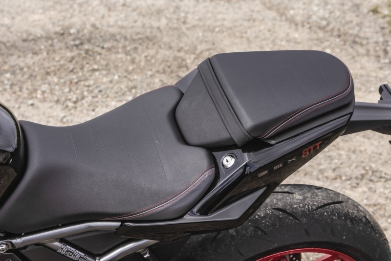 Suzuki-800-TT-T-2025-27